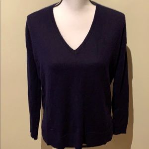 Navy blue v neck 100% cashmere sweater
